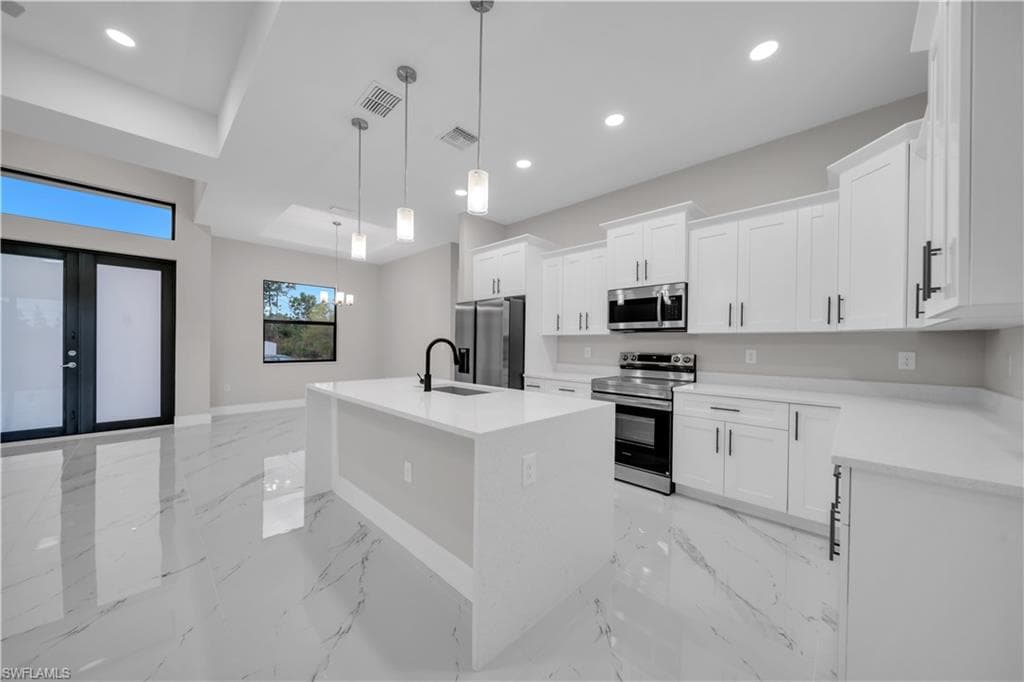 3006 53rd ST W LEHIGH ACRES, FL 33971