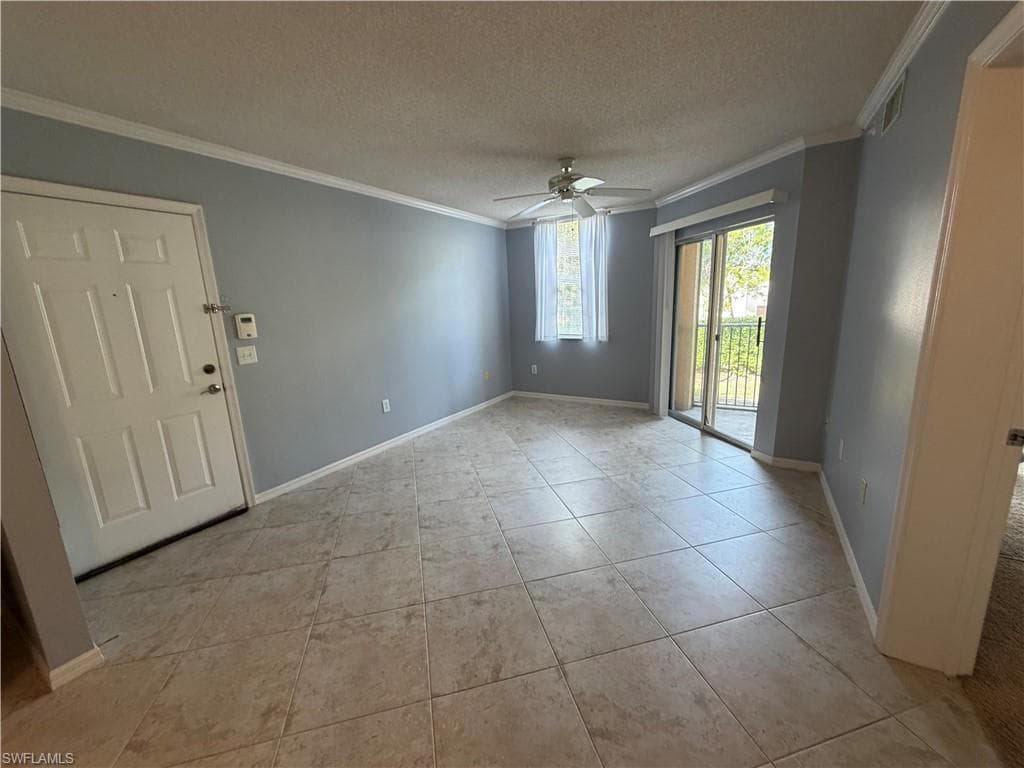 8687 River Homes LN 4207 BONITA SPRINGS, FL 34135