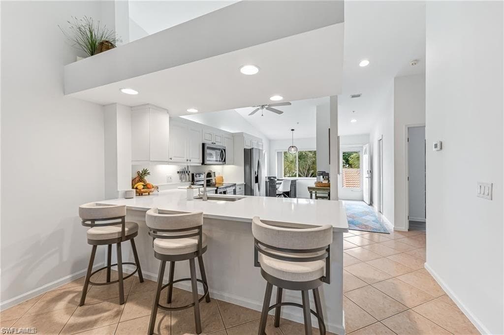 6820 Beach Resort DR 16 NAPLES, FL 34114