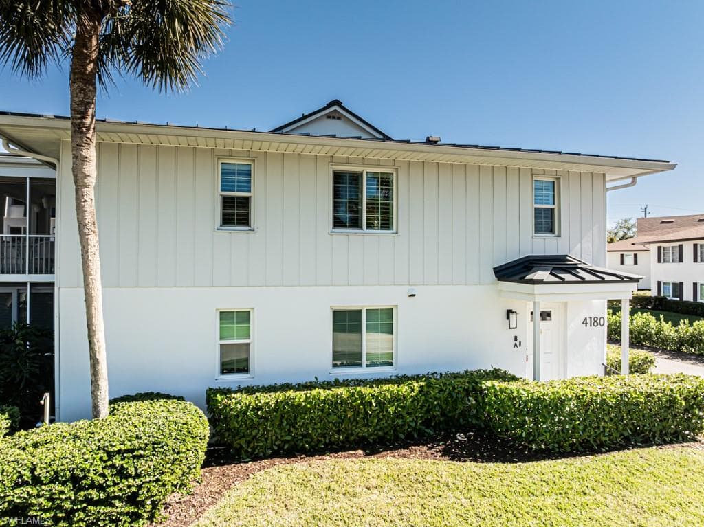 4180 Belair LN B NAPLES, FL 34103