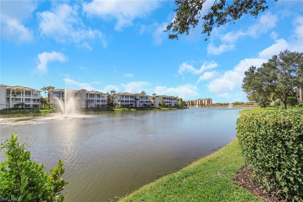 714 Regency Reserve CIR 3201 NAPLES, FL 34119