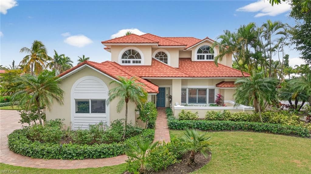 819 Tulip LN SANIBEL, FL 33957
