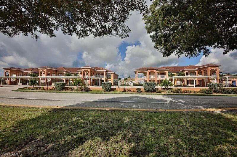 3910 Santa Barbara BLVD 209 CAPE CORAL, FL 33914