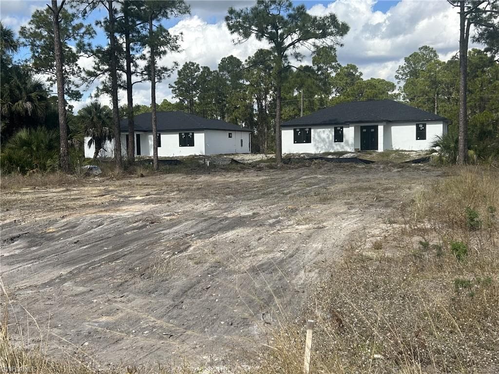 3404 72nd ST W LEHIGH ACRES, FL 33971