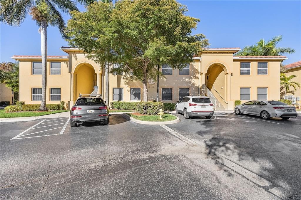 4219 Bellasol CIR 1711 FORT MYERS, FL 33916