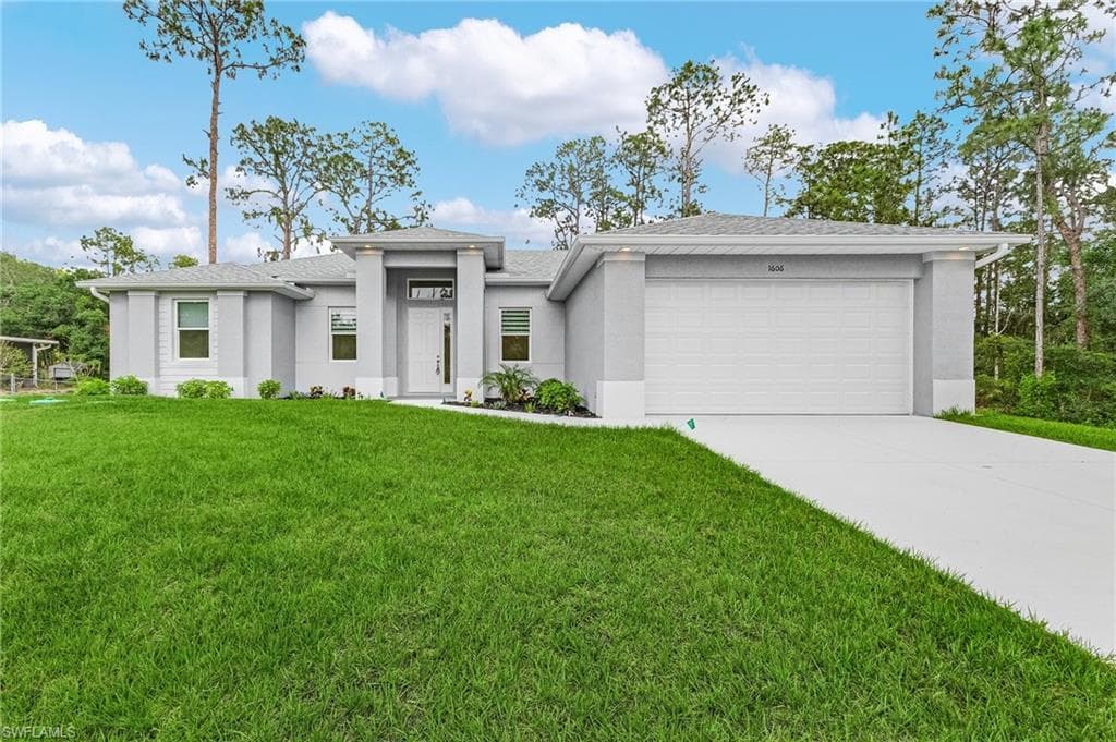 1606 Euclid AVE LEHIGH ACRES, FL 33972