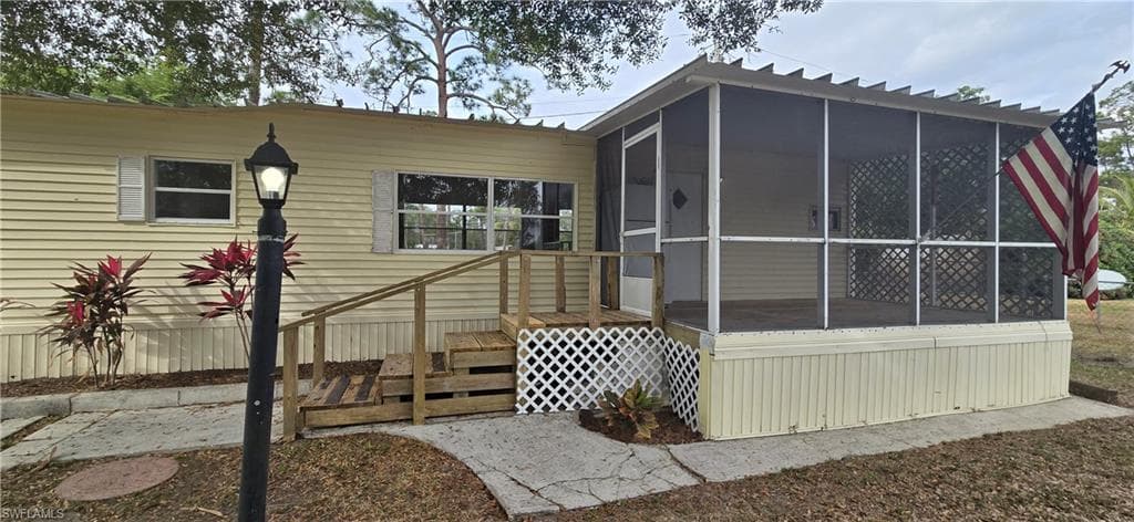 18341 Palm Creek DR NORTH FORT MYERS, FL 33917