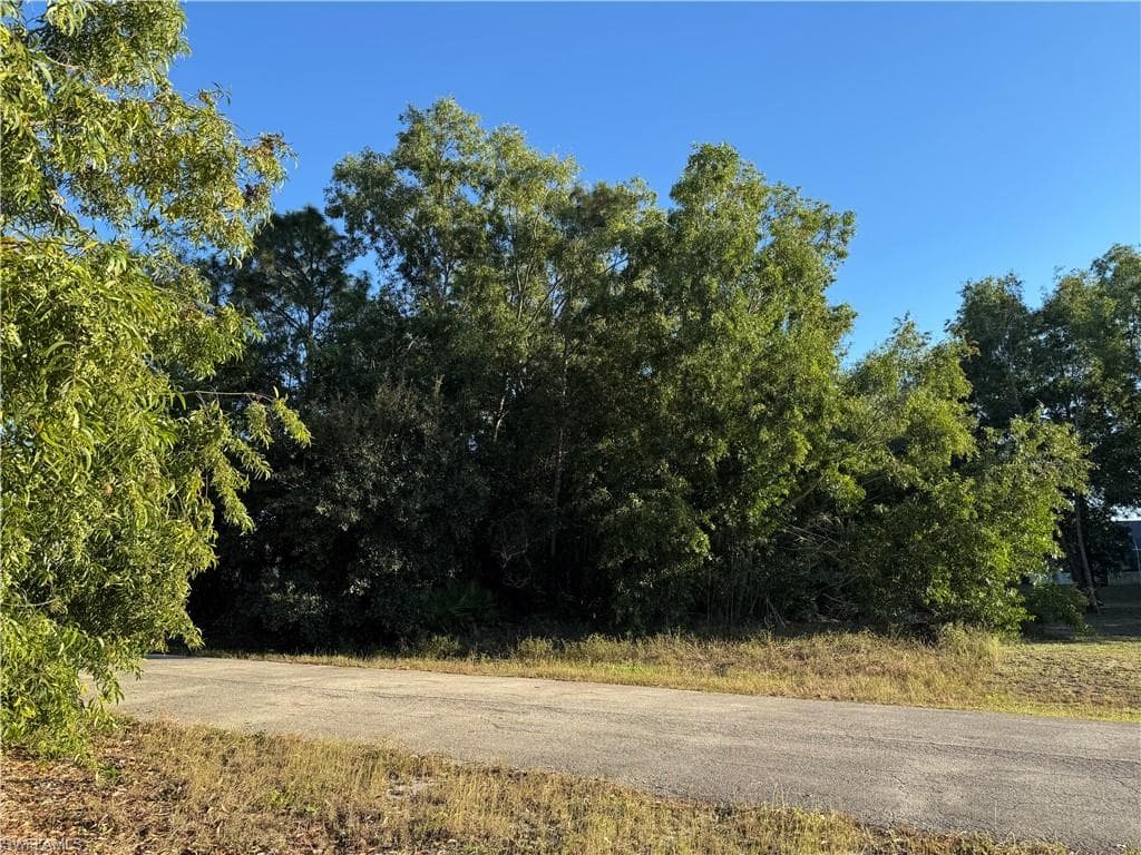 4301 7th ST W LEHIGH ACRES, FL 33971