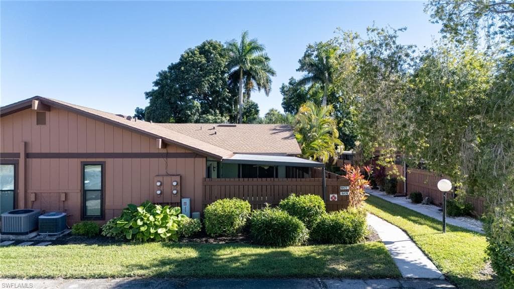 15476 Crystal Lake DR NORTH FORT MYERS, FL 33917