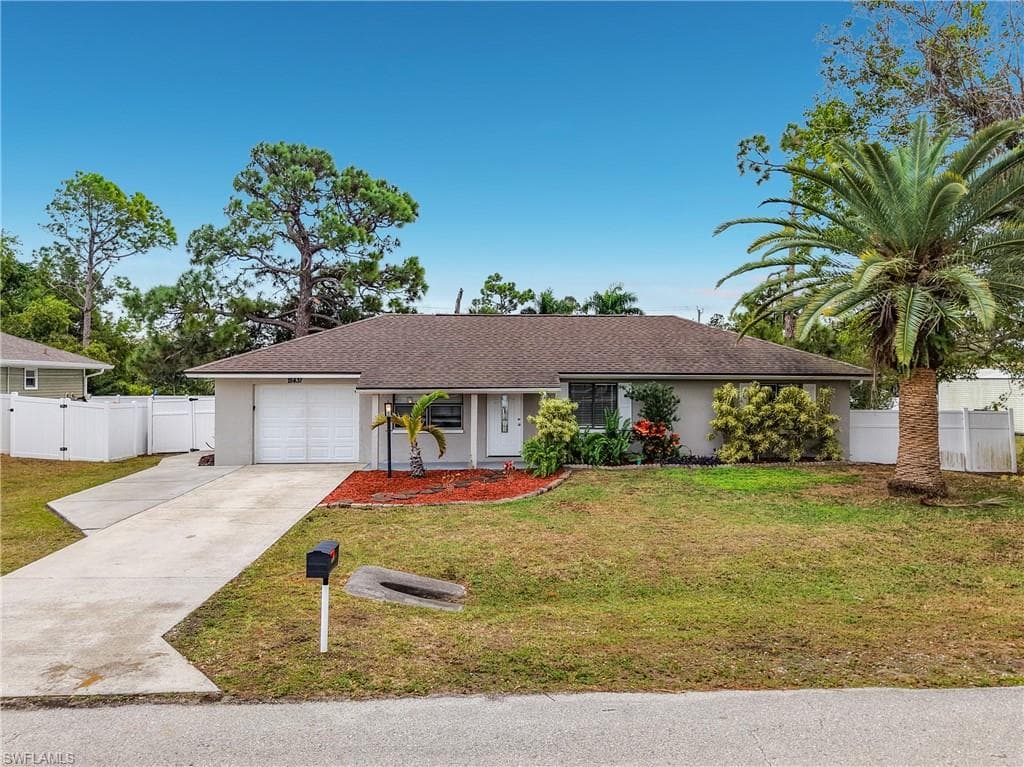 18431 Hawthorne RD FORT MYERS, FL 33967