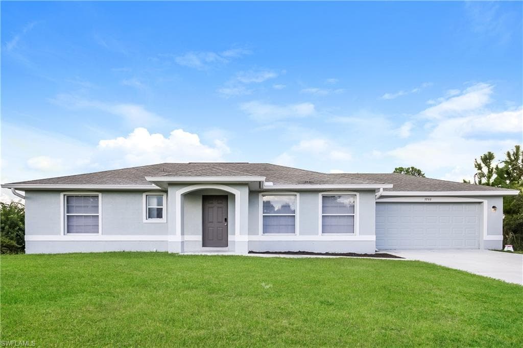 3206 51st ST W LEHIGH ACRES, FL 33971
