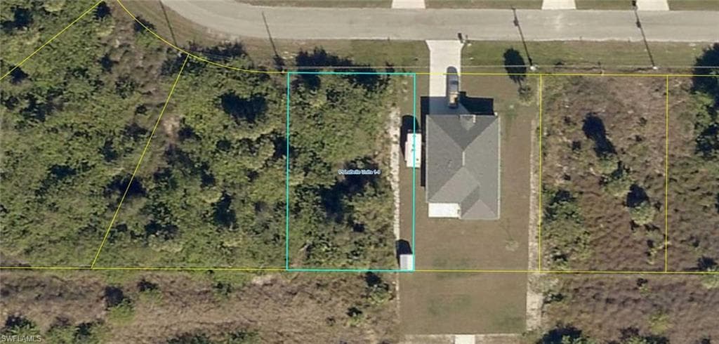 8015 Sunrise CIR LABELLE, FL 33935