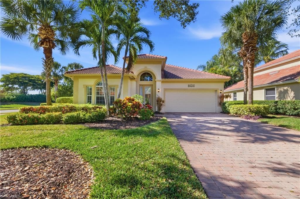 10342 Flat Stone LOOP BONITA SPRINGS, FL 34135