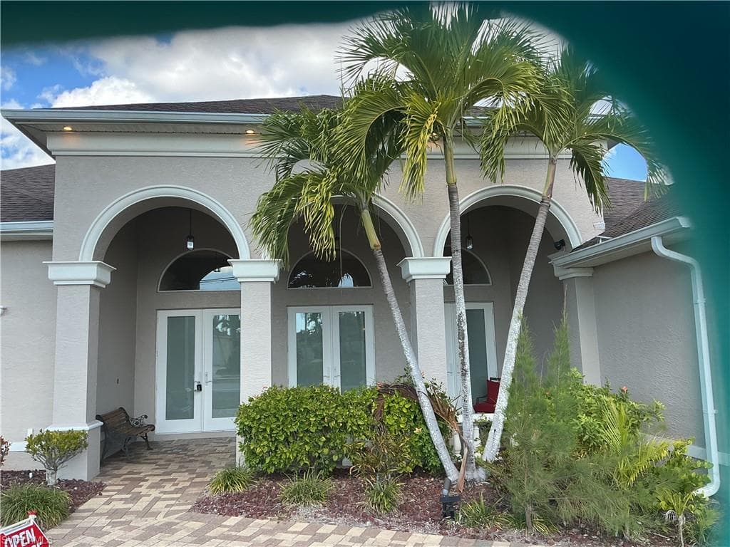 2605 Beach PKWY W CAPE CORAL, FL 33914