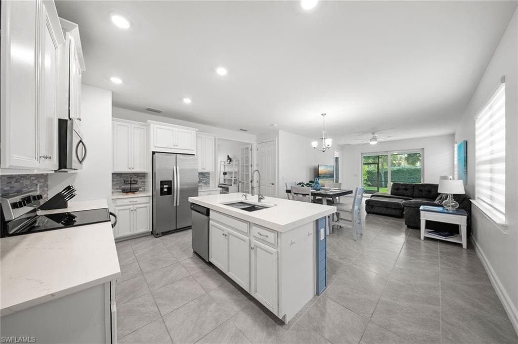 28419 Captiva Shell LOOP BONITA SPRINGS, FL 34135