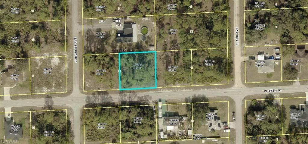 1404 17th ST LEHIGH ACRES, FL 33972