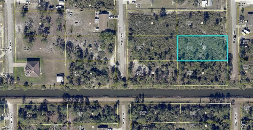 403 Irving AVE LEHIGH ACRES, FL 33972