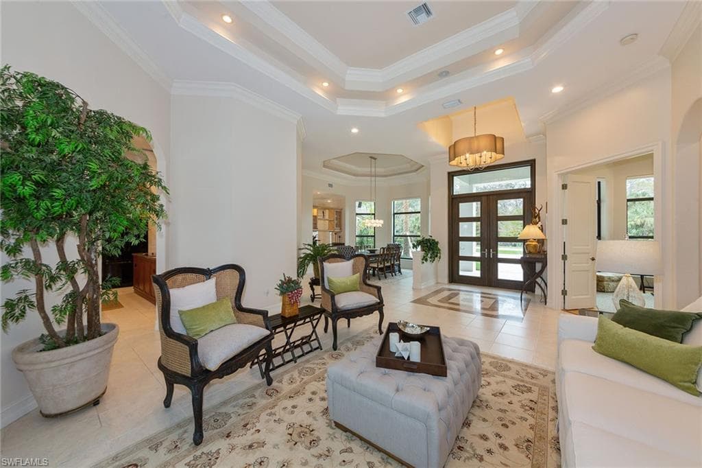 11238 Five Oaks LN NAPLES, FL 34120