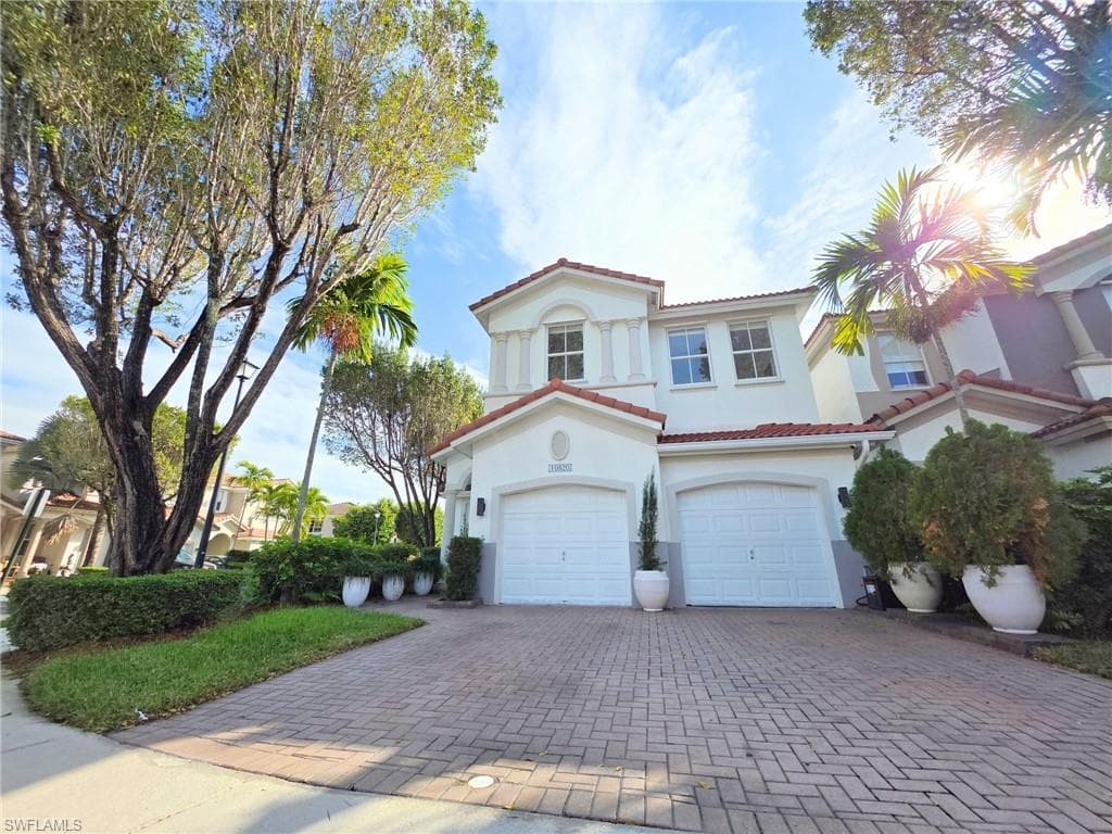 10820 NW 85th Ter MIAMI, FL 33178