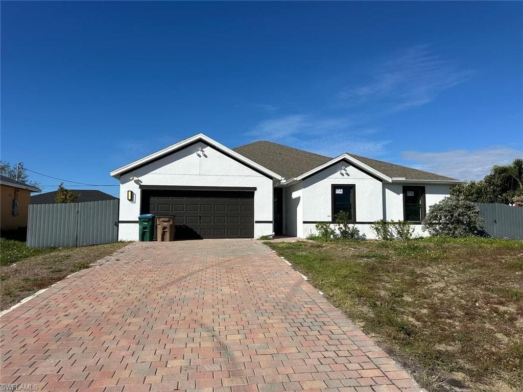 1304 NE 9th PL CAPE CORAL, FL 33909