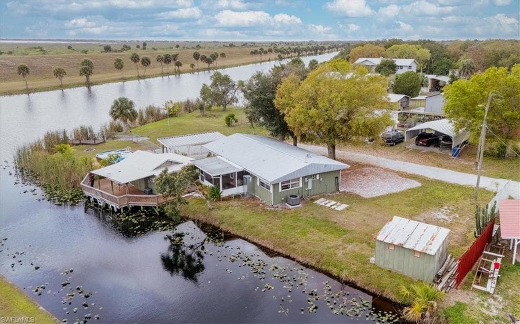 1083 Sunset Strip MOORE HAVEN, FL 33479