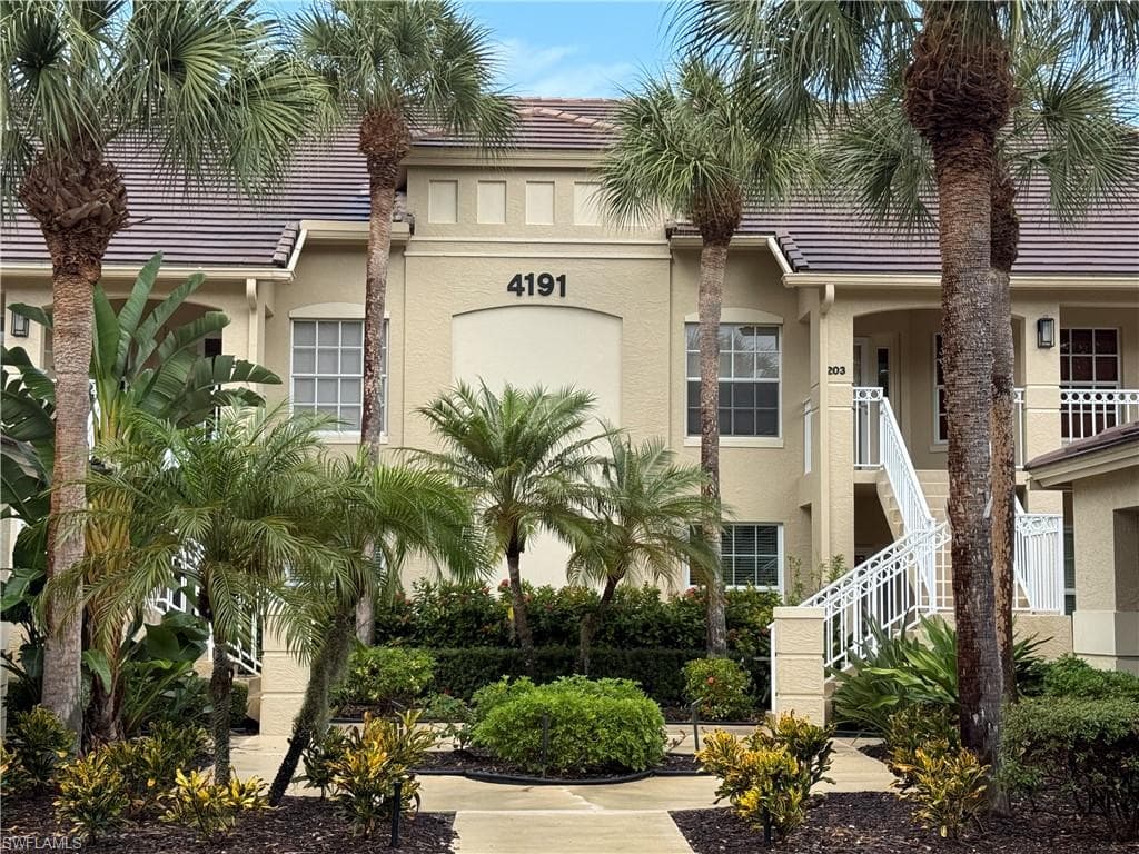 4191 Sawgrass Point DR 203 BONITA SPRINGS, FL 34134