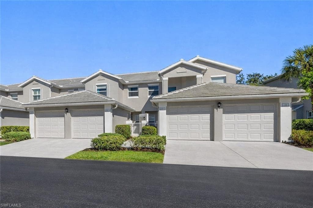 12120 Summergate CIR 103 FORT MYERS, FL 33913