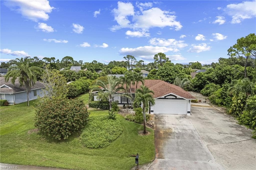 8345 Robin RD FORT MYERS, FL 33967