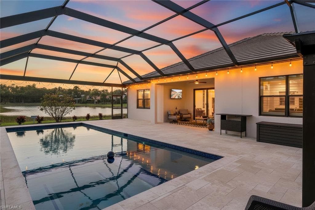 2302 Grenadines WAY NAPLES, FL 34120