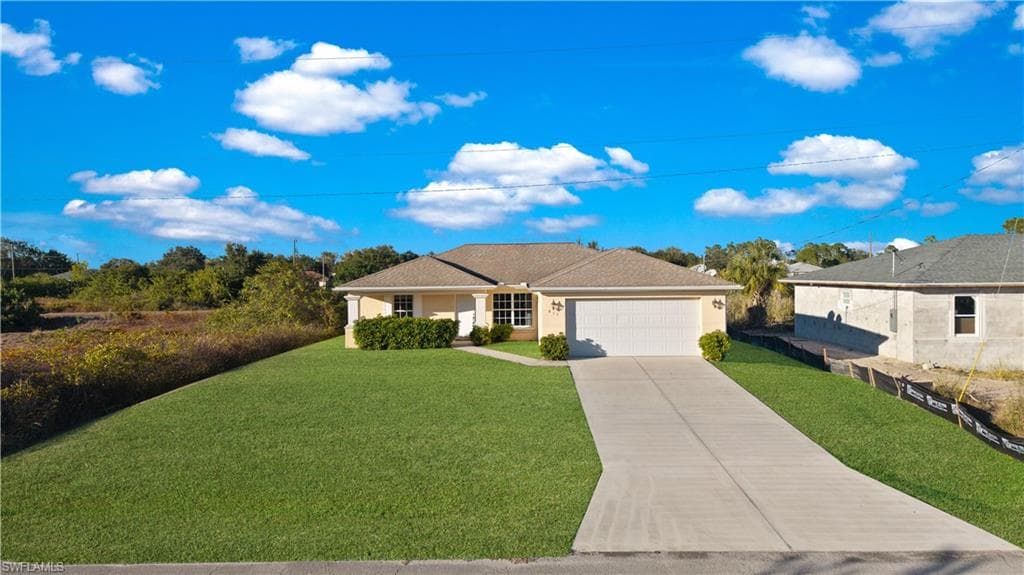 615 Chavers ST LEHIGH ACRES, FL 33974
