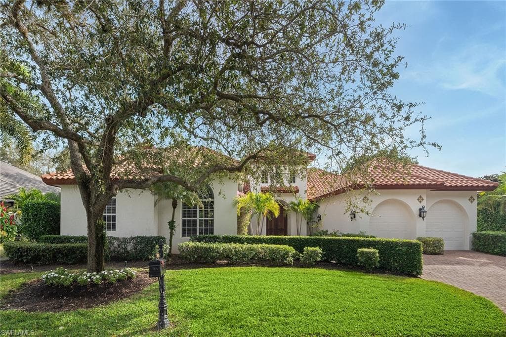 6648 Glen Arbor WAY NAPLES, FL 34109