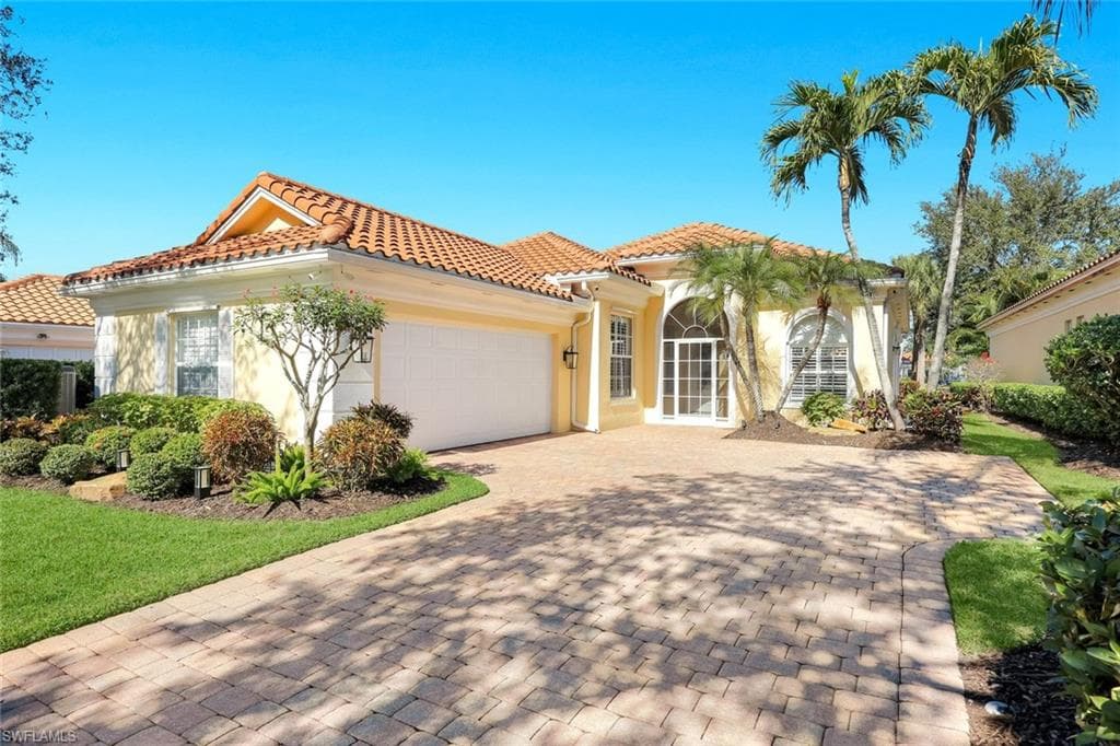 5291 Hawkesbury WAY N NAPLES, FL 34119