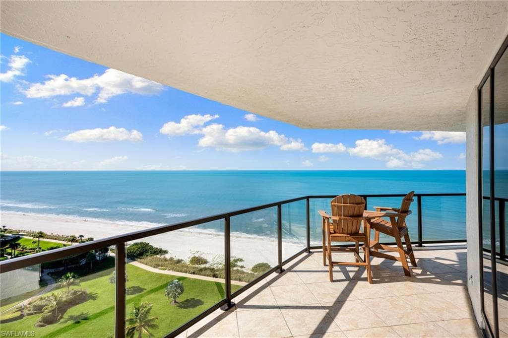 4901 Gulf Shore BLVD N 1604 NAPLES, FL 34103