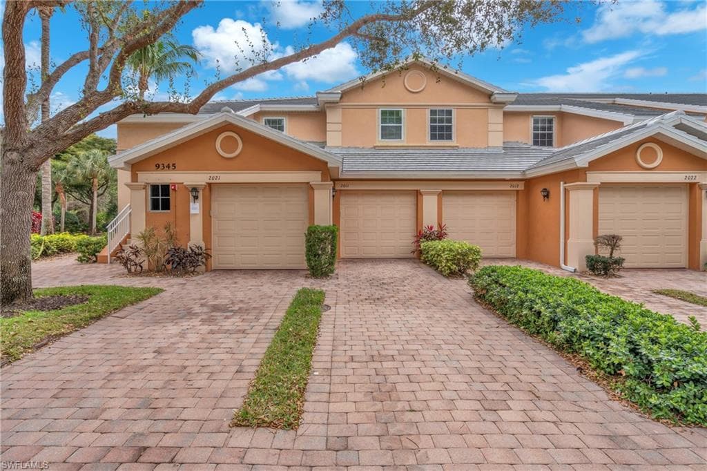 9345 La Playa CT 2011 BONITA SPRINGS, FL 34135