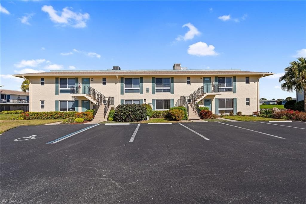 105 Harrison RD 2 NAPLES, FL 34112