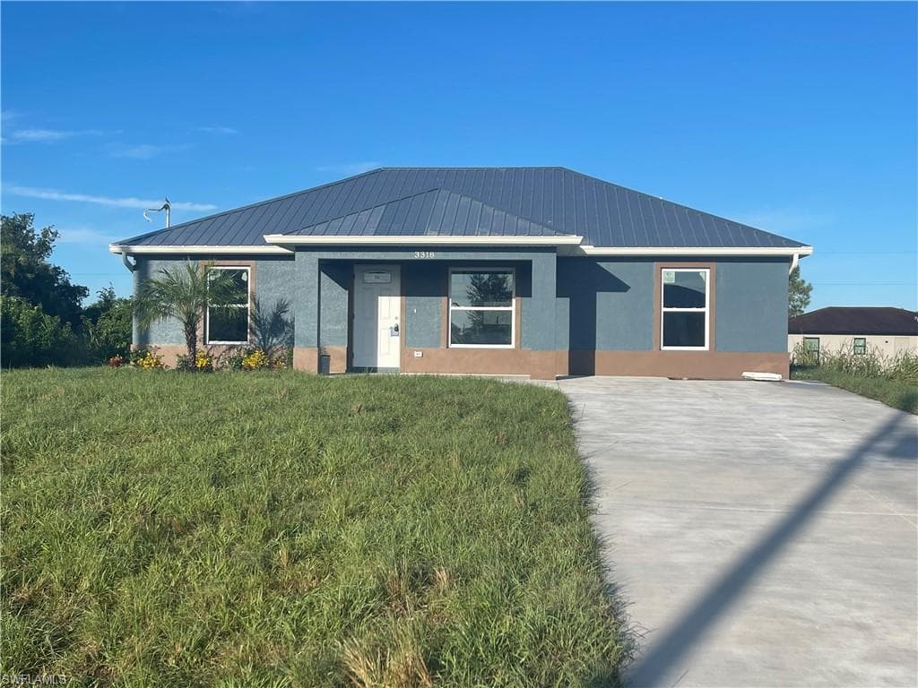 3318 Clearview CIR LABELLE, FL 33935