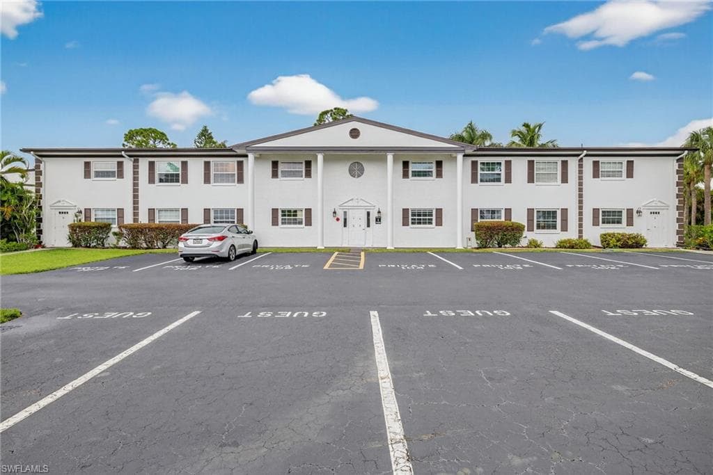 7025 New Post DR 4 NORTH FORT MYERS, FL 33917