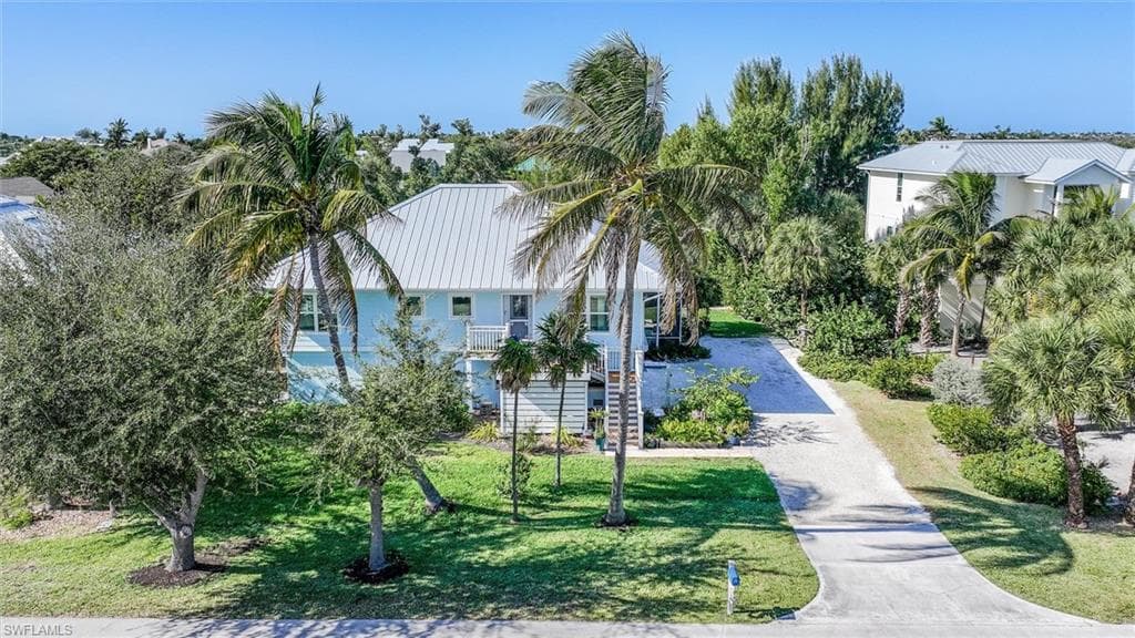 693 Emeril CT SANIBEL, FL 33957