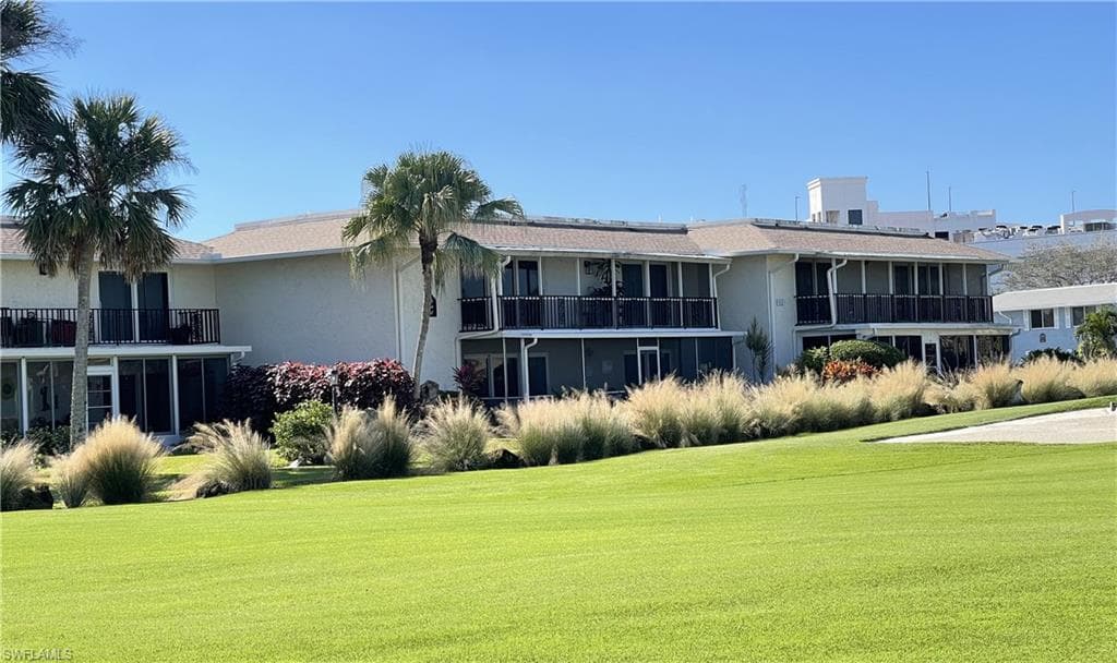 269 Palm DR 269-3 NAPLES, FL 34112