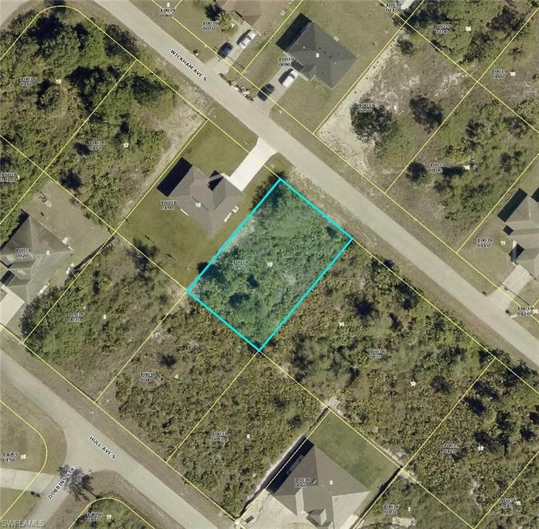 414 Wickham AVE S LEHIGH ACRES, FL 33974