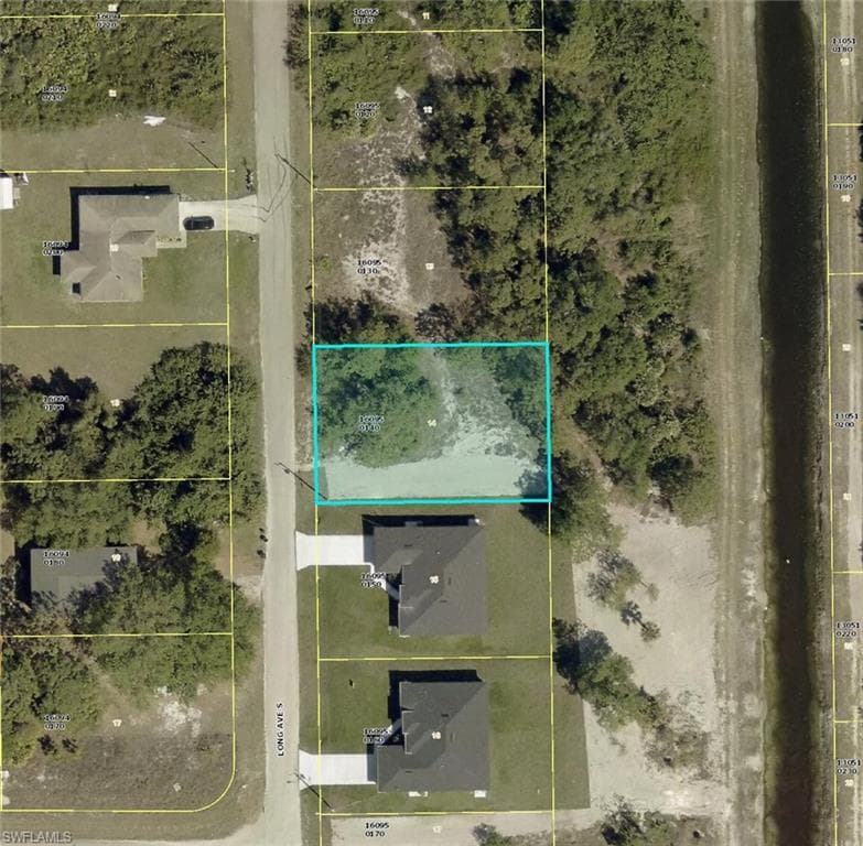 467 Long AVE S LEHIGH ACRES, FL 33974