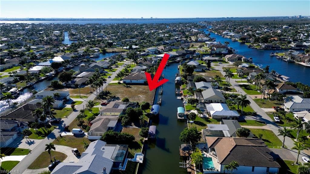 4920 Seville CT CAPE CORAL, FL 33904