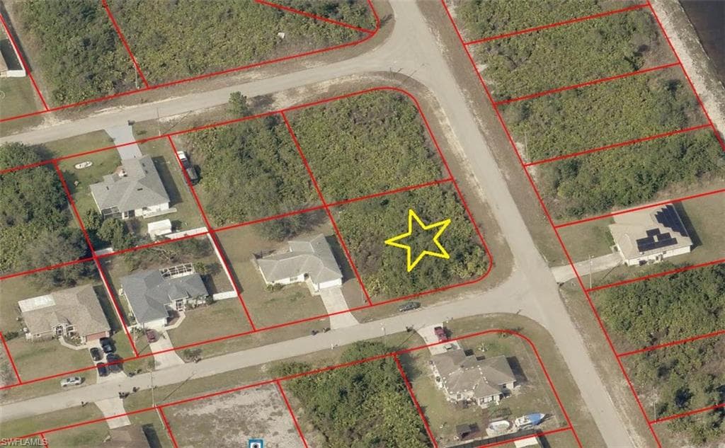 155 Pearson ST LEHIGH ACRES, FL 33974