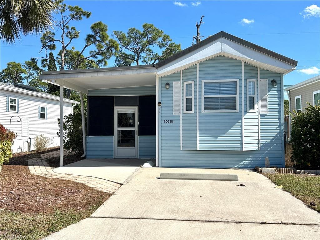 20381 Cumberland CT ESTERO, FL 33928