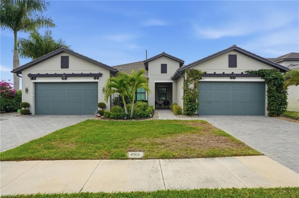 14708 Kingfisher LOOP NAPLES, FL 34120