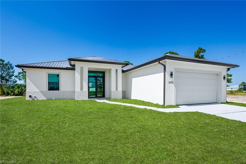 2012 Jackson AVE ALVA, FL 33920