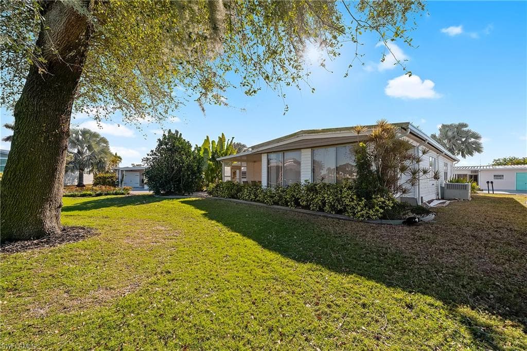 274 Boros DR NORTH FORT MYERS, FL 33903