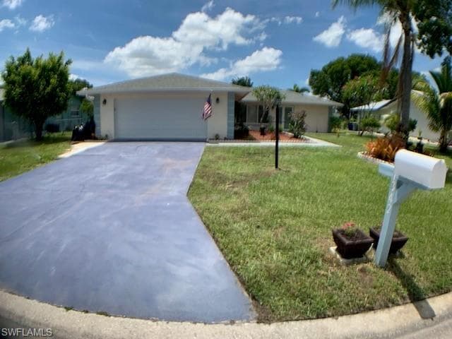 1342 Torreya CIR NORTH FORT MYERS, FL 33917