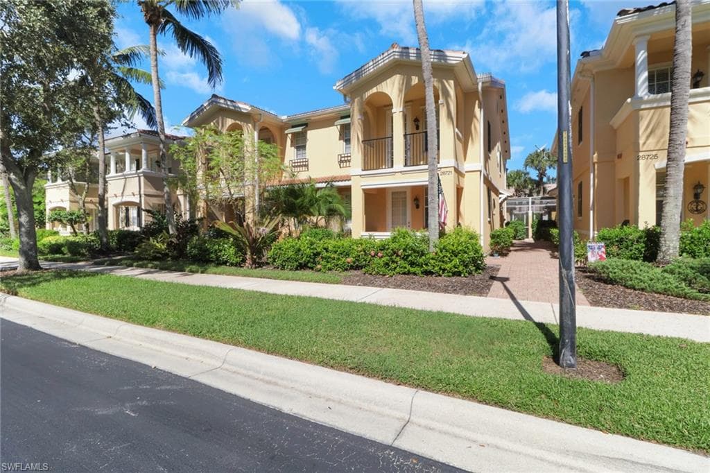 28721 Alessandria CIR BONITA SPRINGS, FL 34135