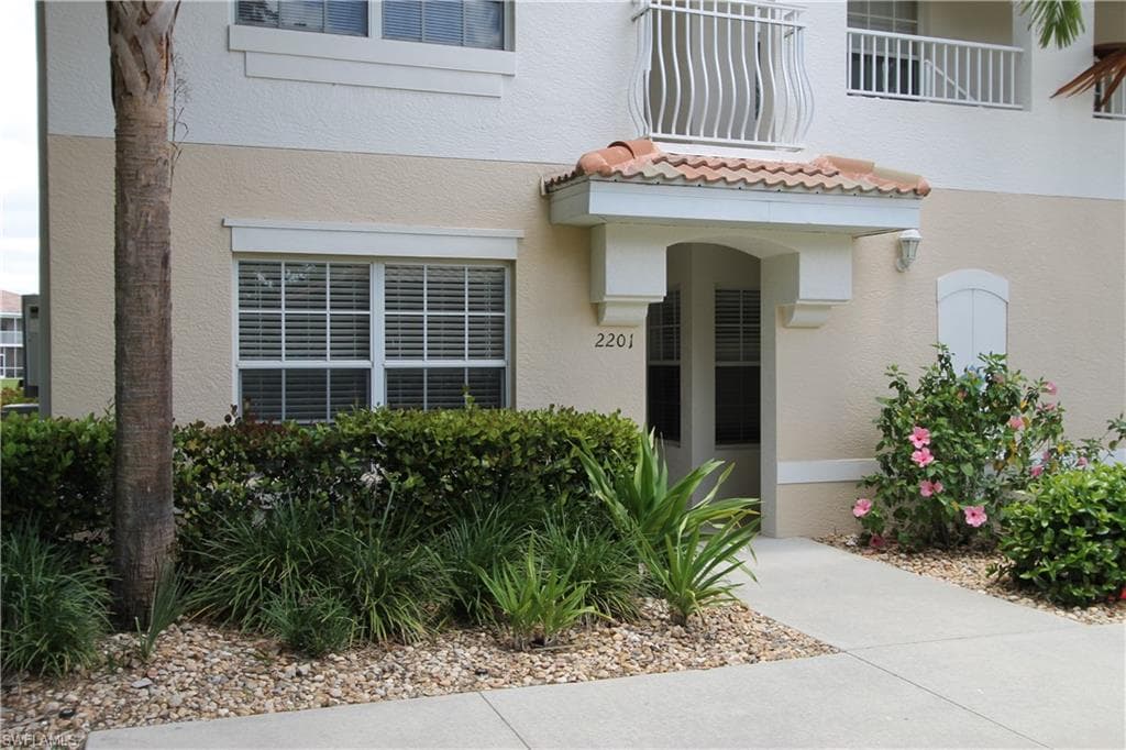 3035 Horizon LN 2201 NAPLES, FL 34109